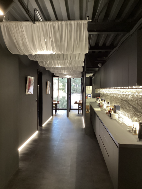 내방역 룸식당 분위기